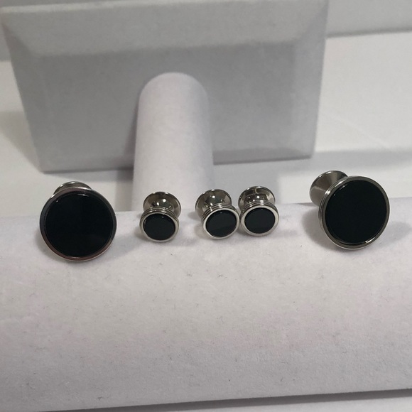 Other - 5 piece men’s cuff links with shirt buttons